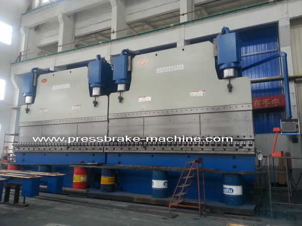 2500 Ton 12m Uzun Çelik Levha CNC DELEM Kontrol Sistemi Tandem Abkant Pres Makinası