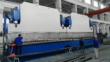 800 T CNC Tandem Basın Fren Makinesi 7 M Uzun Takım Otomatik Basın Fren