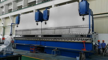 Yüksek Hızlı 1500Ton CNC Tandem Pres Fren Makinesi 400mm Vuruş 300mm Açık Yükseklik