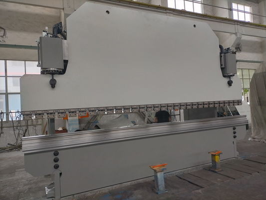 satın al 6000mm Bükme Uzunluğu ve 175° Maksimum Bükme Açısı ile 5000kg CNC Hidrolik Abkant Pres Makinesi, Endüstriyel Metal Şekillendirme İçin online manufacture