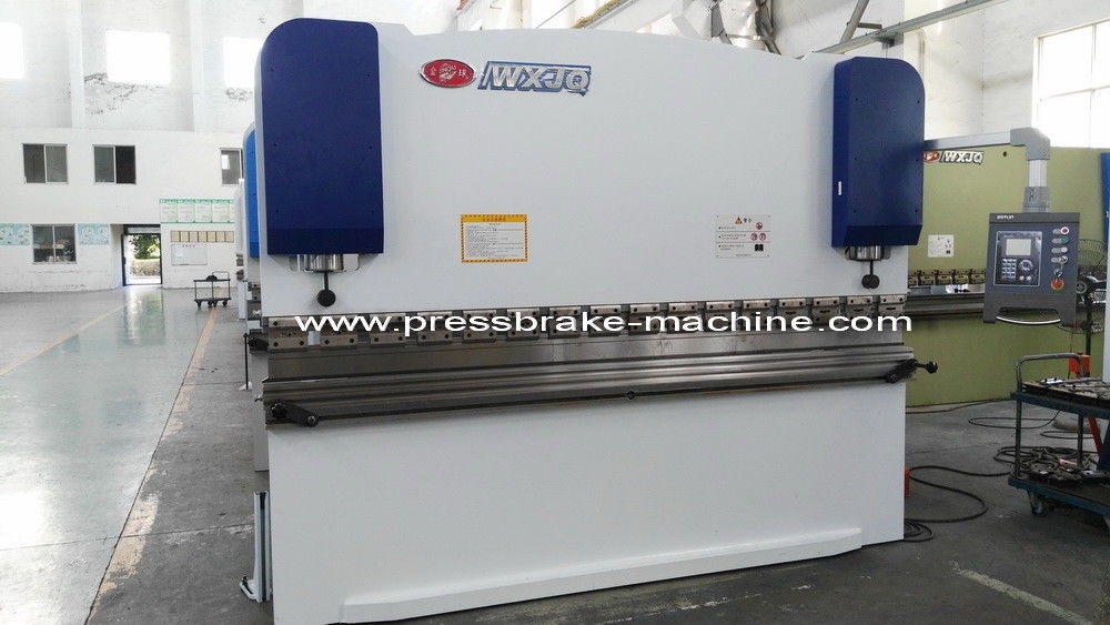 Endüstriyel Mavi Metal Fren Makinesi 50HZ Frekanslı
