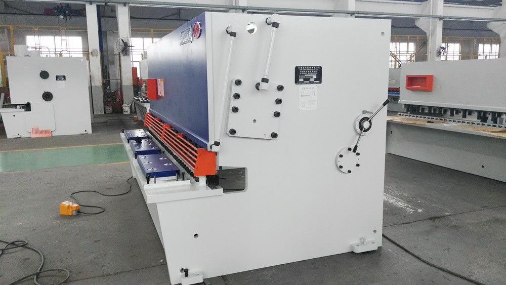 Tek ve Sürekli Kesim için CNC Hidrolik Kırma Makinesi