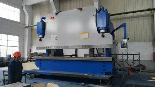 400T Güçlü Ağır Hidrolik Pres Fren 7m Uzunluk kalınlığı 8mm Metal Yaprak Eğme