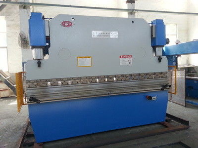 100-400T basınçlı metal fren makinesi PLC kontrol sistemi ile