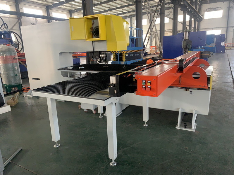 3mm Sac CNC Mekanik Delme Pres İşlemi 40 'Konteyner Duvar Plakası