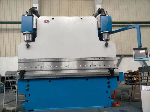 DA-53T Sistemli 200 # Kanal Çelik Yatak 500T / 4000 Cnc Hidrolik Pres